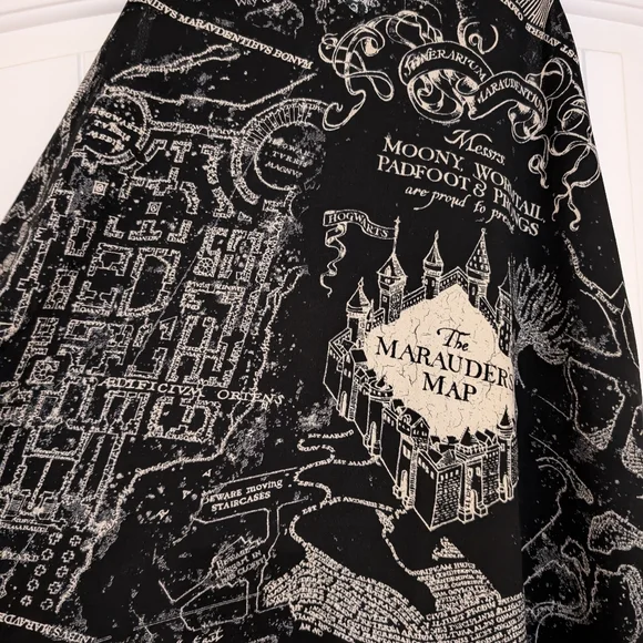 Harry Potter Sleeveless Dress. - Picture 2 of 4